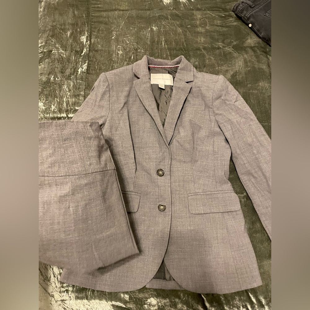 Banana Republic matching blazer jacket and skirt set